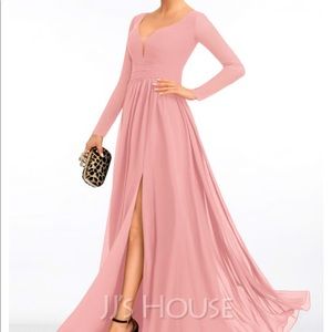 NEVER BEEN WORN. JJs House Long sleeve pink dress. Size 8